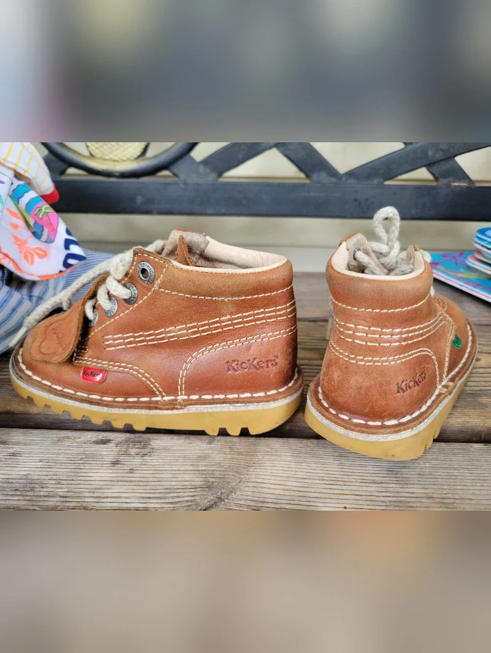 Kickers Kids Sz 25 / 8c Brown Leather Kids Lace-Up Boots W/ Leather tag